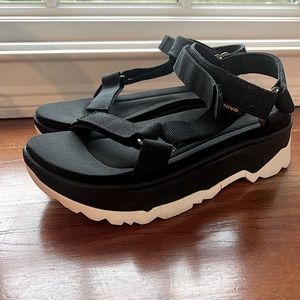 TEVA WOMEN'S JADITO UNIVERSAL PLATFORM SANDALS SZ 9